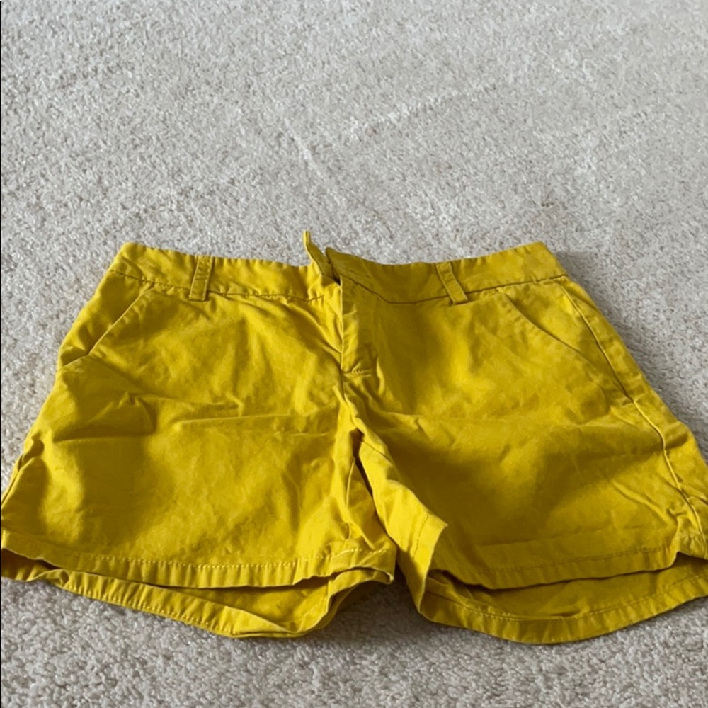 GAP aubrey shorts. NWOT 3/$10